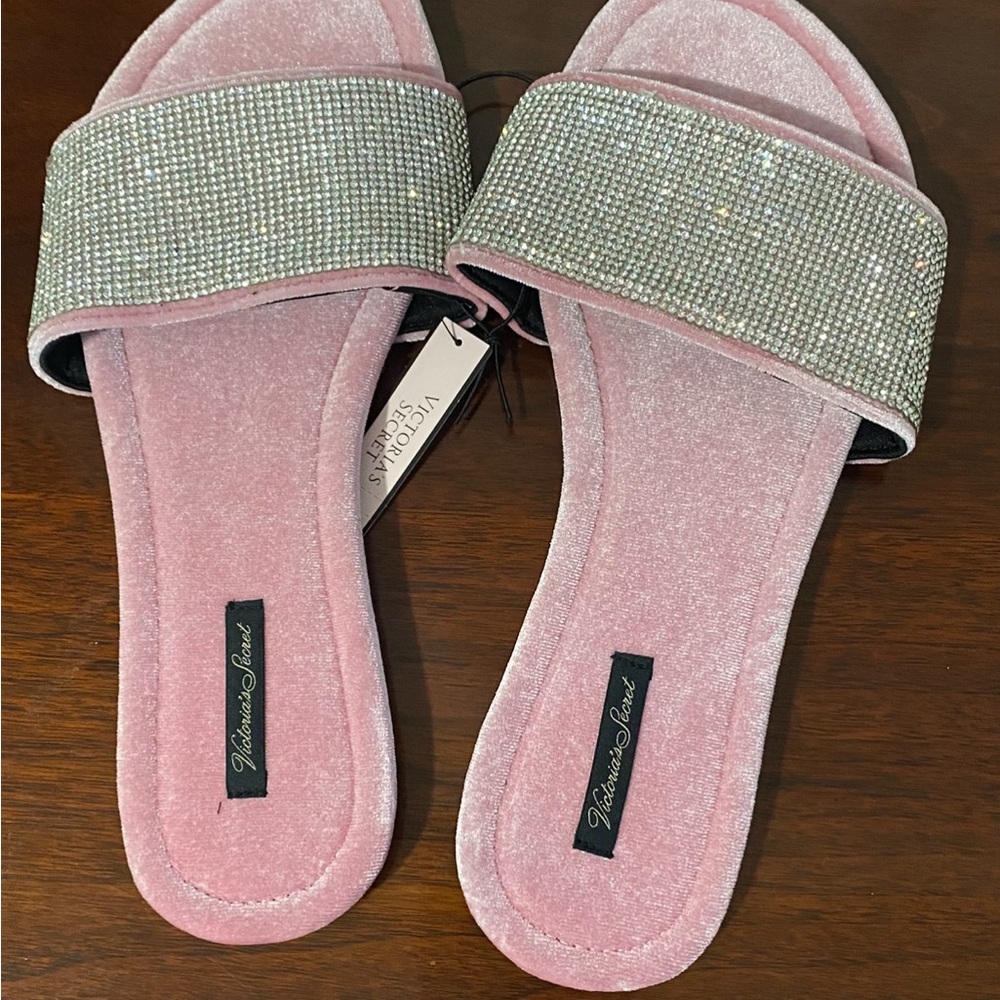 sandals Large (9-10) - Picture 2 of 7
